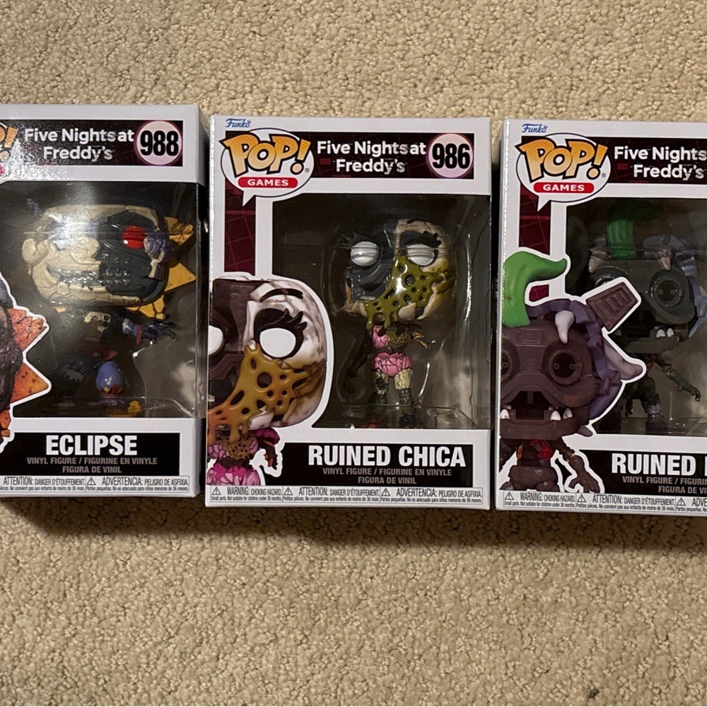 Funko Pop Five Nights at Freddy's Eclipse and Ruined Figures